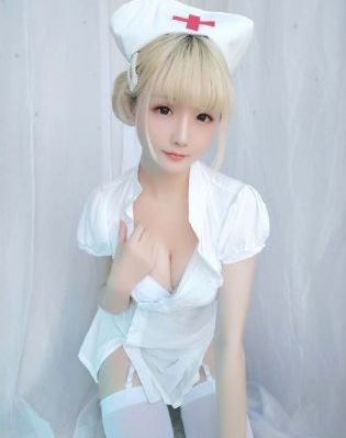 大辫子的诱惑_无删减完整版在线观看