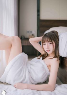 五十度黑灰飞三部曲精彩资源_爱奇艺VIP神马影院手机在线