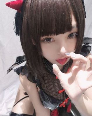 大胆大尺度裸体ⅹxxxx视频_720高清迅雷在线观看