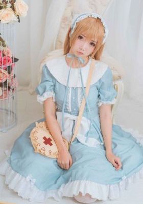 胡桃大战史莱姆全集免费观看_十万网红美女美酱
